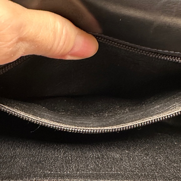 Salvatore Ferragamo Vintage Black Leather Flap Chain Link Shoulder Crossbody Bag - Picture 10 of 12